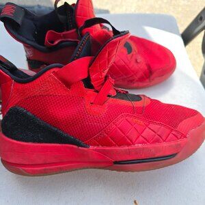 Nike Air Jordan 33 XXX III University Red Basketball Shoes YOUTH 6Y 6 Needs Clea